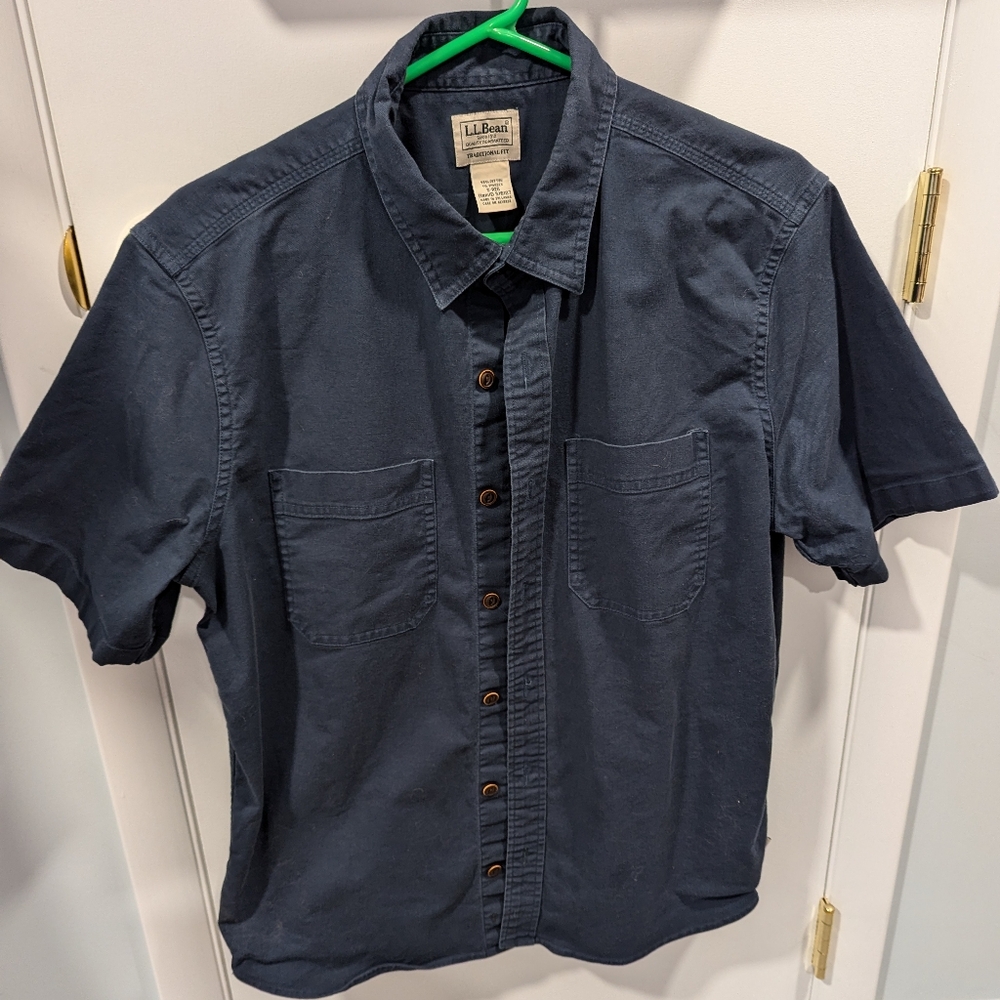 Last chance before I give away: LL Bean short short sleeve shirt